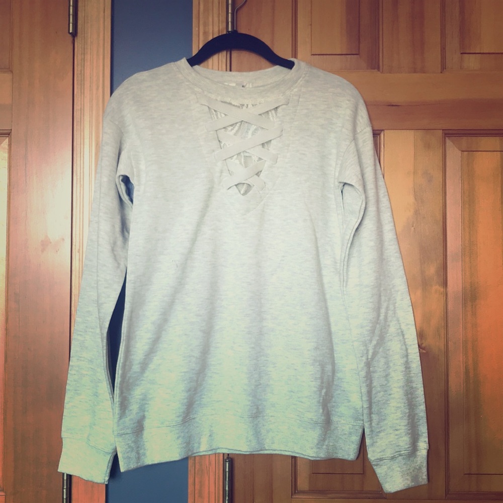 Pullover sweater